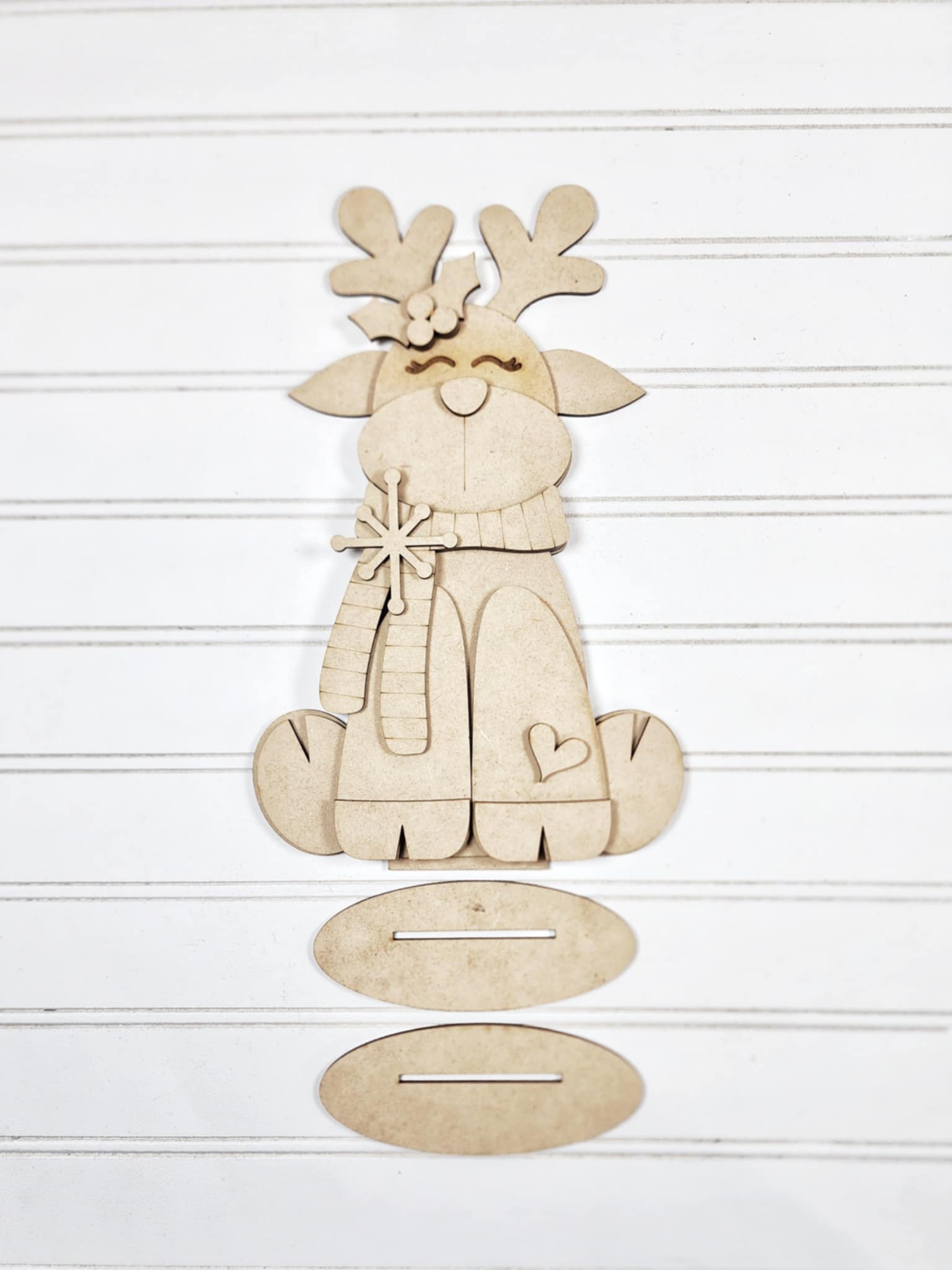 Reindeer Shelf Sitter DIY Kit — Cozy Scarf Reindeer