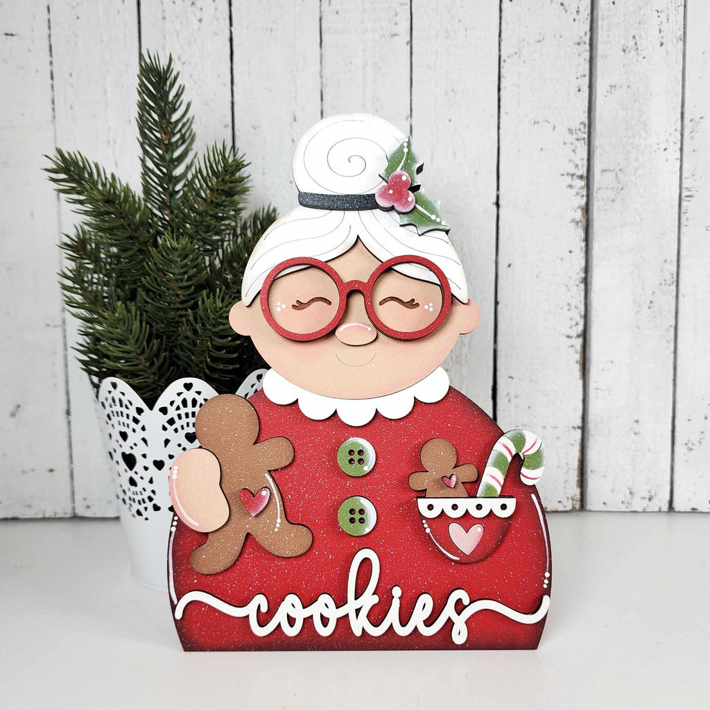 Mrs. Claus Home Accent Set DIY Kit