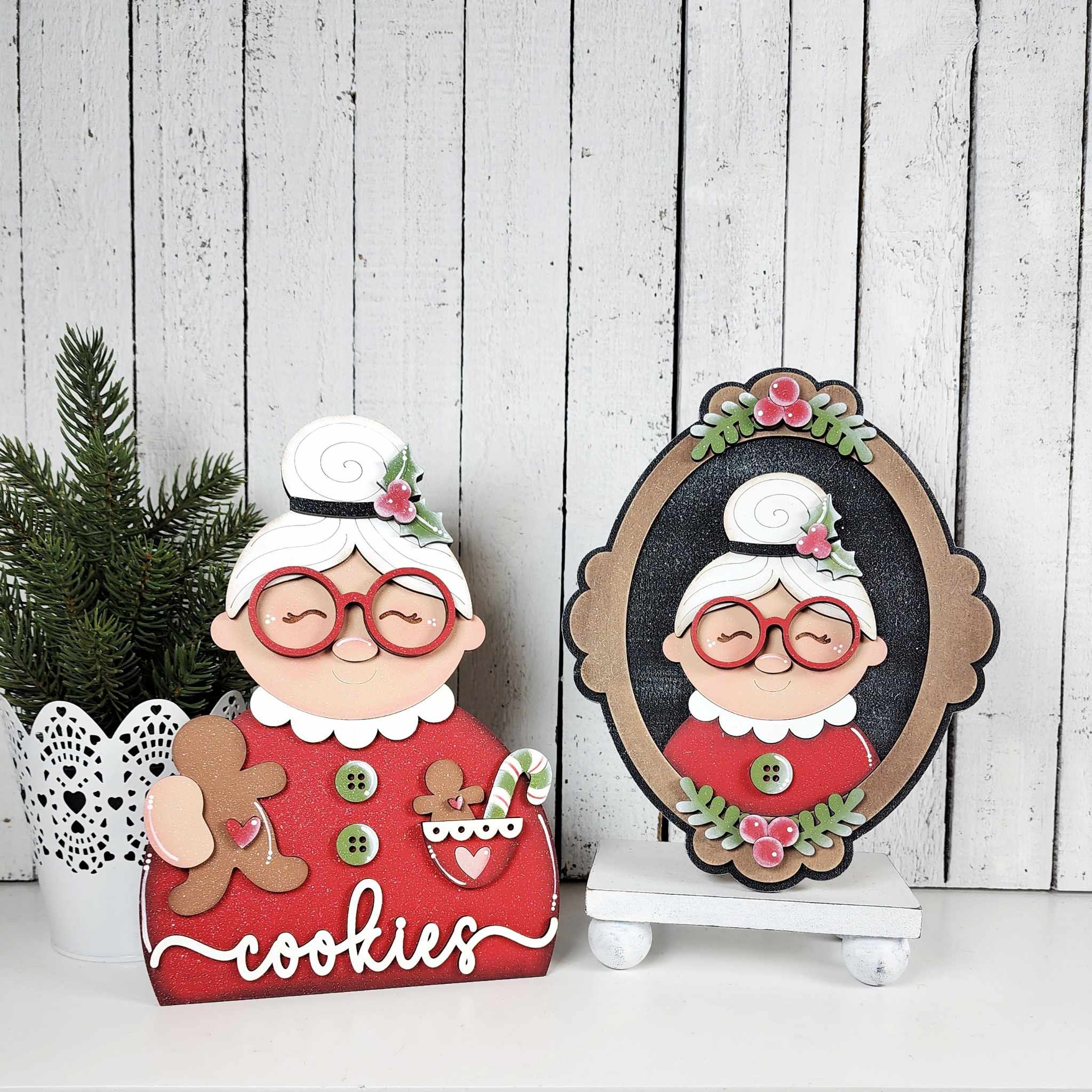 Mrs. Claus Home Accent Set DIY Kit