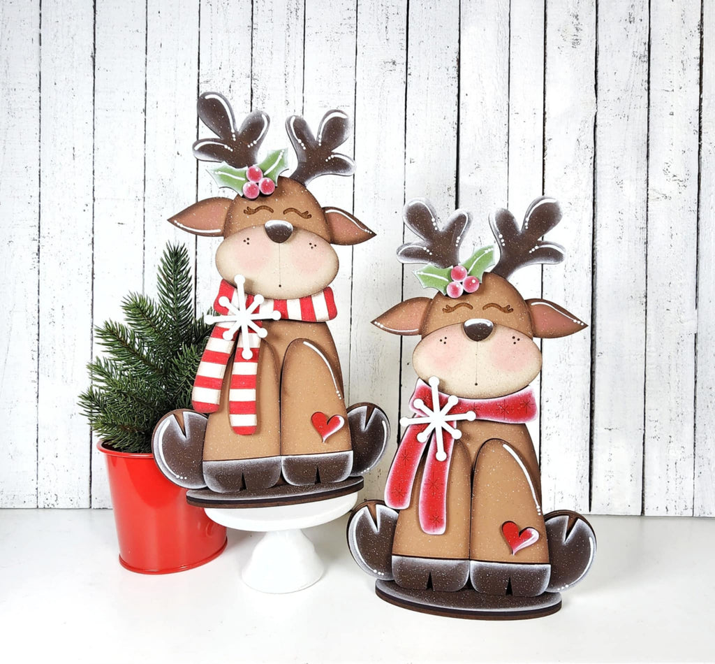 Reindeer Shelf Sitter DIY Kit — Cozy Scarf Reindeer